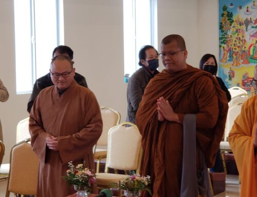 Venerable Professor Ananda from Thailand visited Nanjia Temple Los Angeles USA to preside over the Dharma Talk